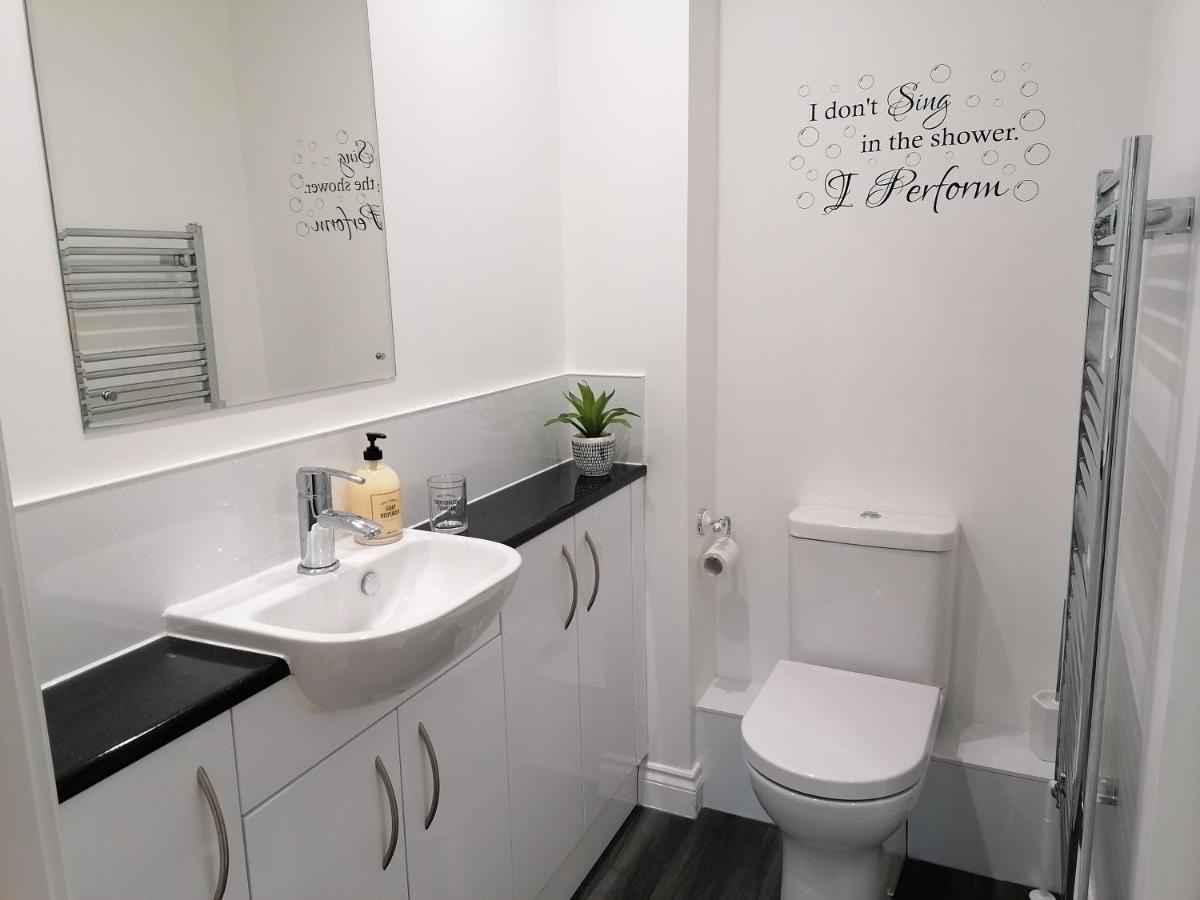 Luxury Modern 2 Bed Apartment, Free Undercroft Parking For 1 Car Саутгемптон Экстерьер фото